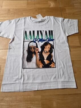Aaliyah I Miss You Graphic T Shirt Youth Size 7 White Short Sleeve Tee